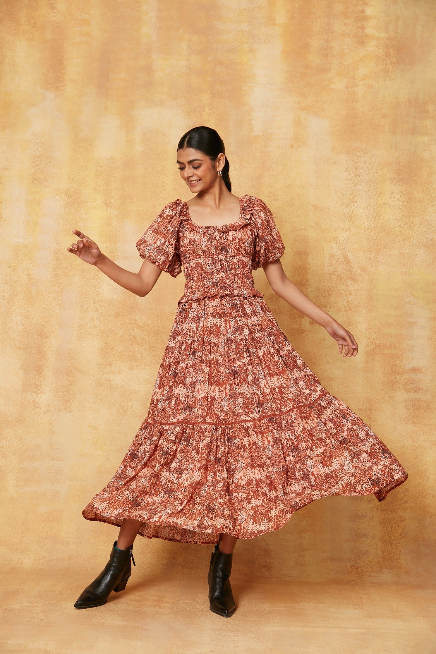 missguided premium rose embroidered tiered midi dress Midi Dress Missguided Rose Dress Classy Dresses Missguided Premium Rose Embroidered Tiered Midi