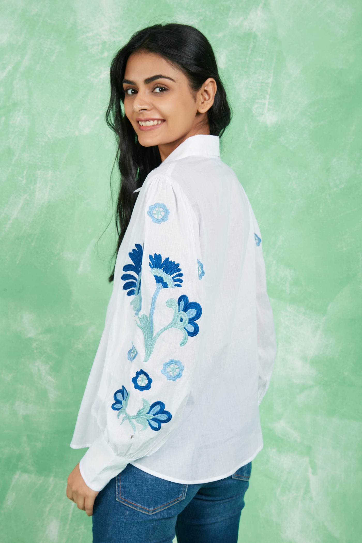 EMBROIDERED NORWAY SHIRT WHITE
